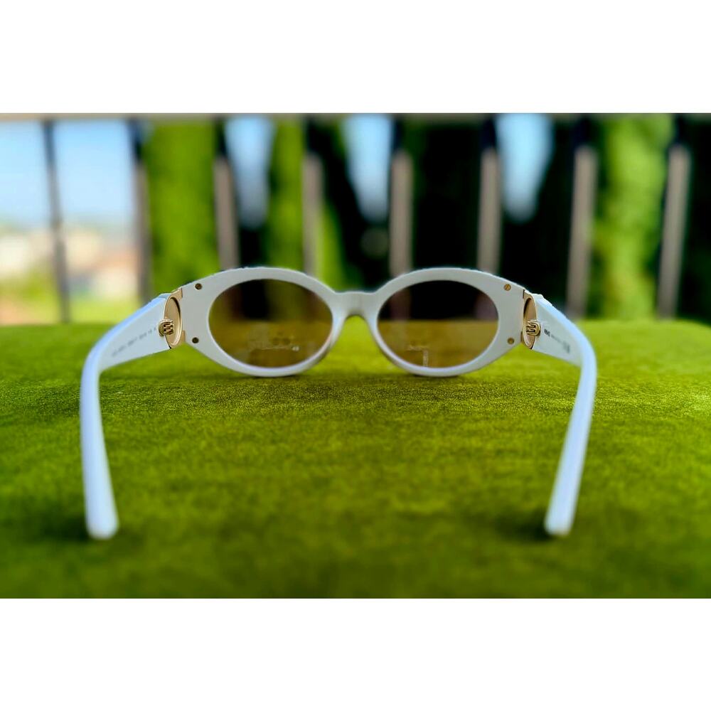 Versace VE4503U Oval Sunglasses – Milk White & Pink Mirror Gold - FULL INCLUSION - Picture 6 of 8